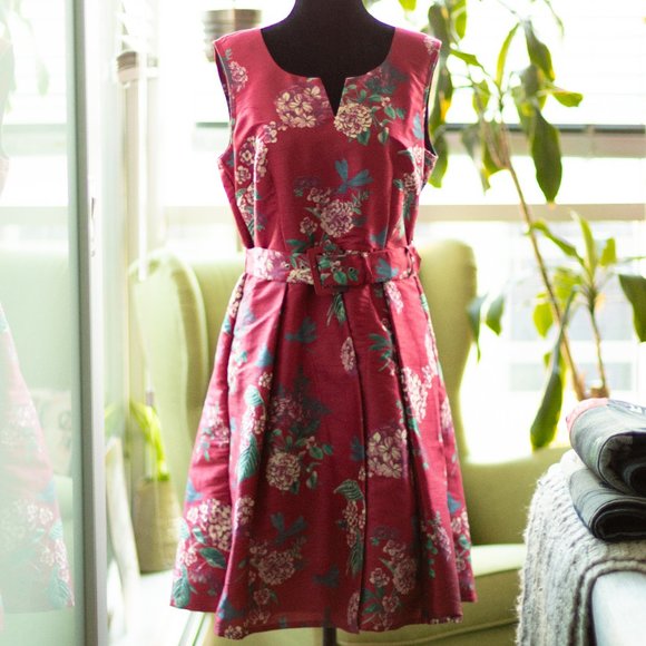 eshakti Dresses & Skirts - 🏷 Eshakti | Floral Belted Dress - Magenta, M10